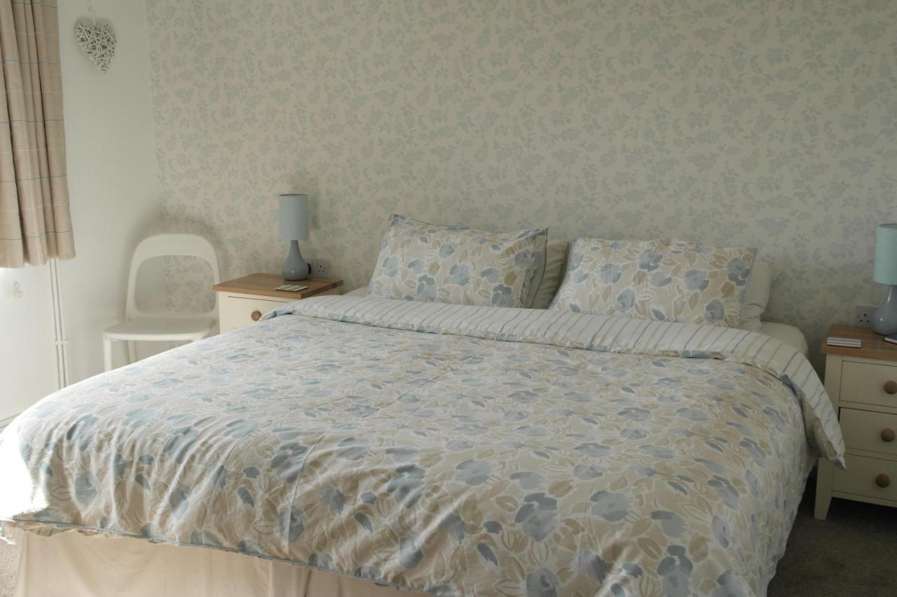 Nettle Bank Bed & Breakfast Lyme Regis Exterior foto